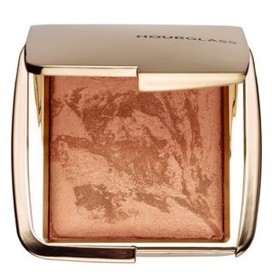 Hourglass Ambient Lighting Bronzer in Luminous Bronze Light